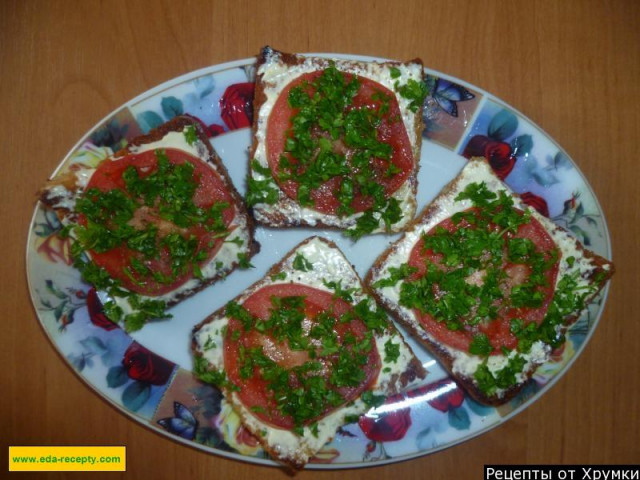 Tomatoes with garlic