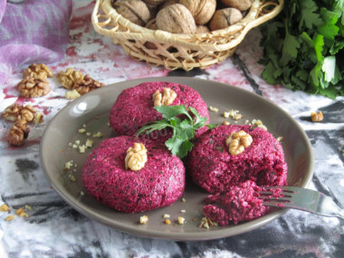 Georgian beetroot pkhali with nuts