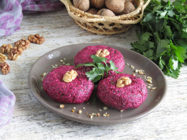 Georgian beetroot pkhali with nuts