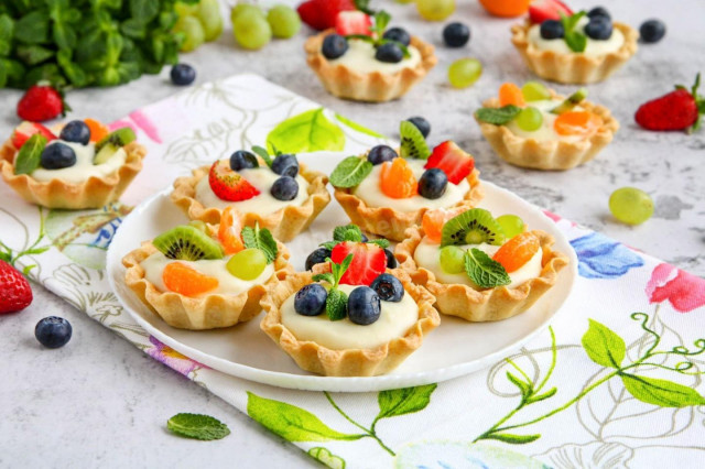 Tartlets with sweet filling