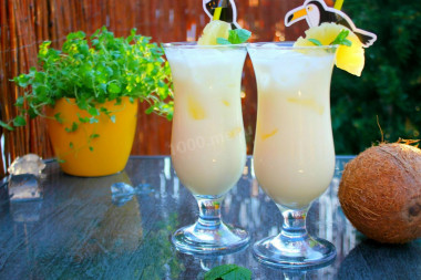 Alcoholic Pina Colada cocktail