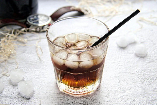 Cocktail Black Russian