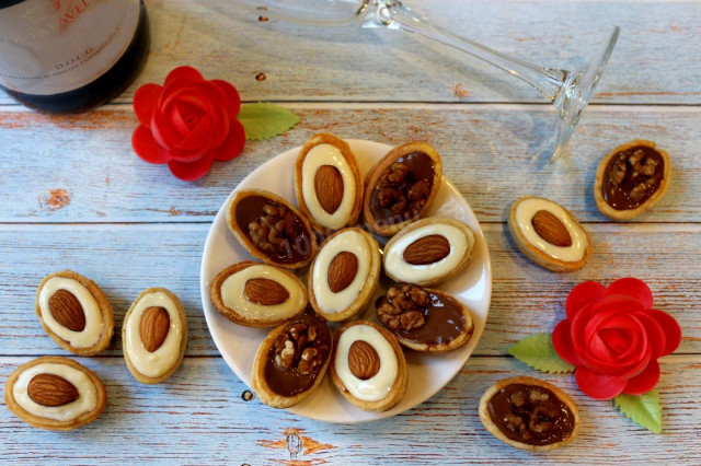 Festive cookies with boiled condensed milk in nut molds