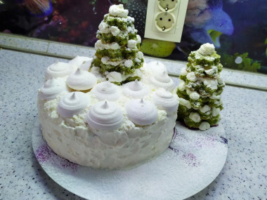 Meringue cake Winter's Tale