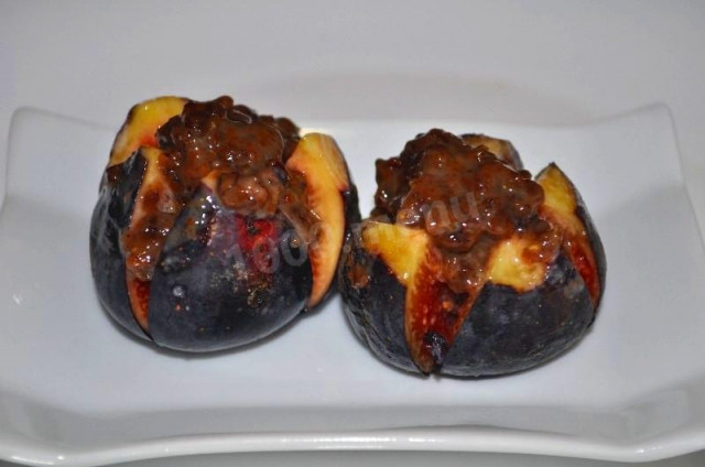 Figs with prunes