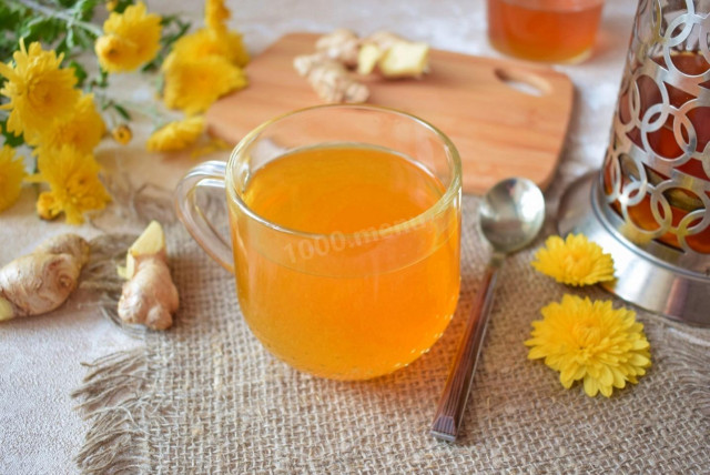 Turmeric and ginger tea