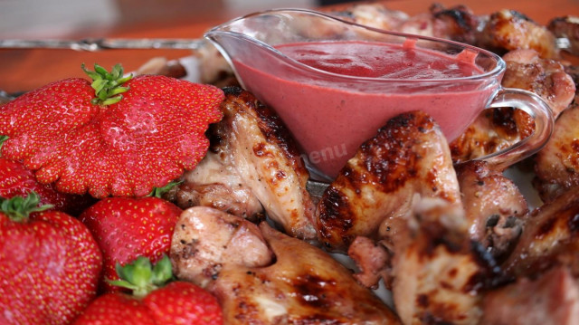 Strawberry chicken wings with strawberry sauce