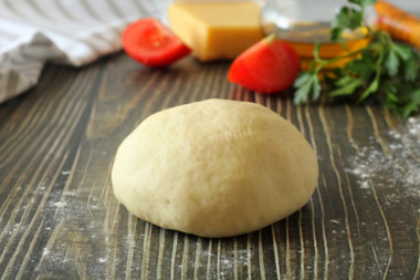 Pizza dough with dry yeast