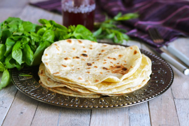 Tortillas on water without yeast