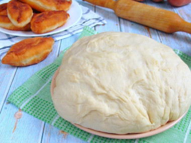 Dough on potato broth for pies