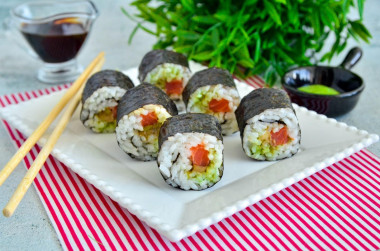 Avocado rolls