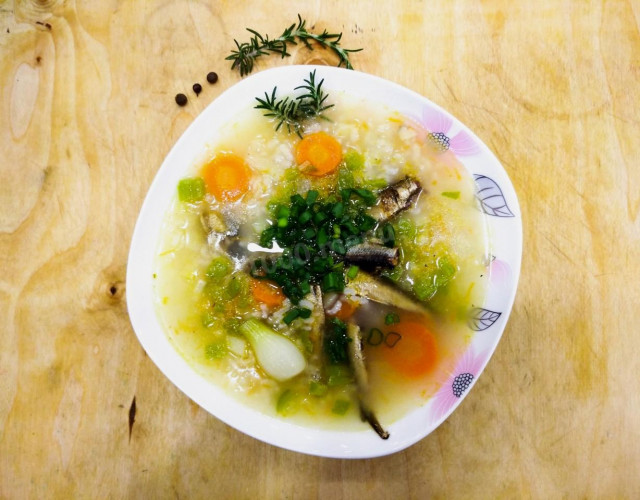 Simple soup with sprats