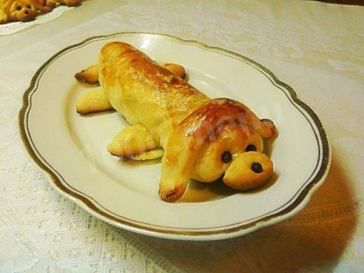 Sausage in Doggie yeast dough