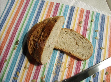 Bread with oatmeal