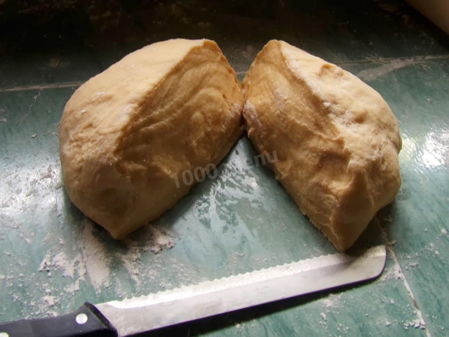 Dough for rolls with milk and yeast