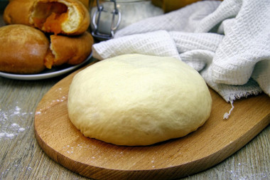 Rich yeast dough for pies in the oven