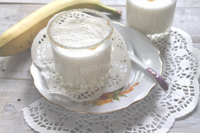 Smoothie with banana and milk