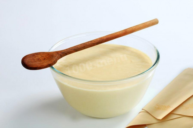 Sour cream and mayonnaise dough