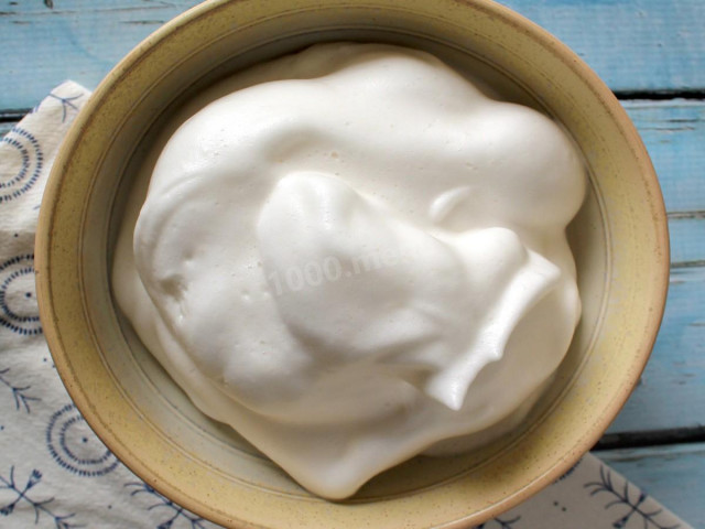 Aquafaba cream