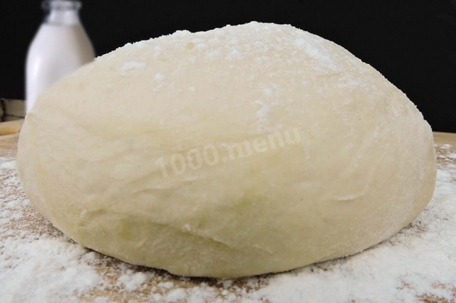 Quick yeast dough with milk