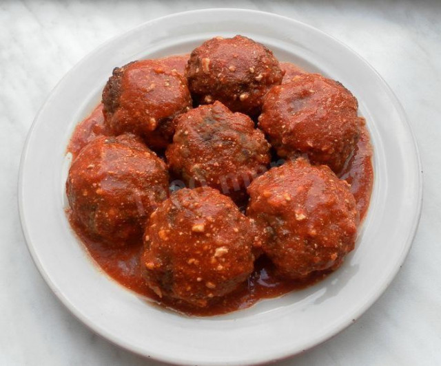 Meat meatballs with rice
