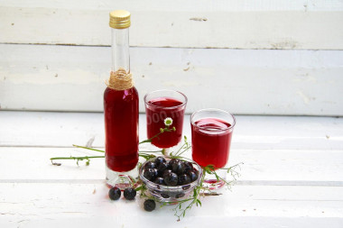 Tincture of chokeberry