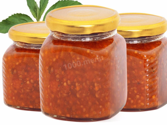 Cloudberry jam for winter