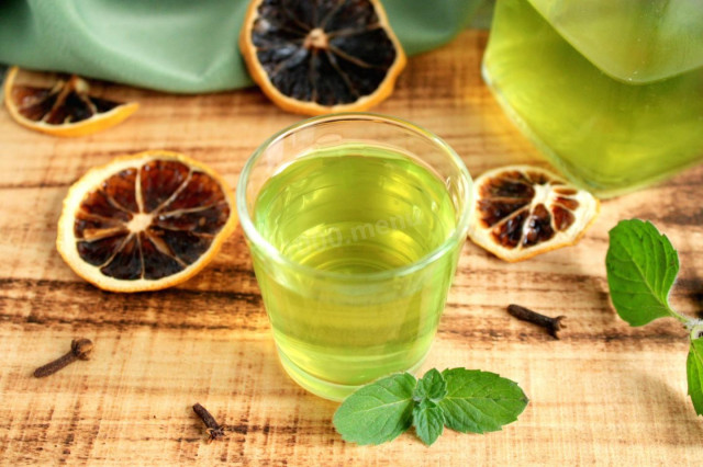 Homemade mint liqueur