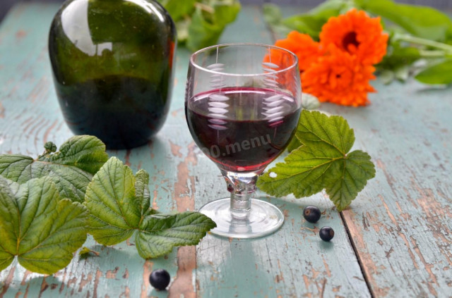 Blackcurrant liqueur