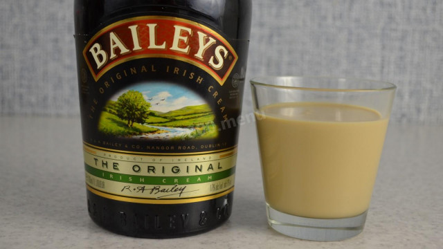 Homemade liqueur Baileys