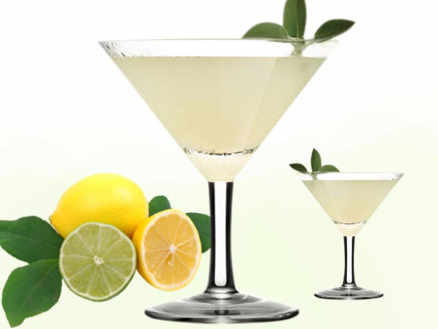 Cocktail White Lady with Cointreau liqueur