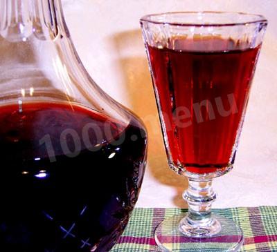 Liqueur with spices on cherries