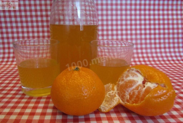 Tangerine liqueur
