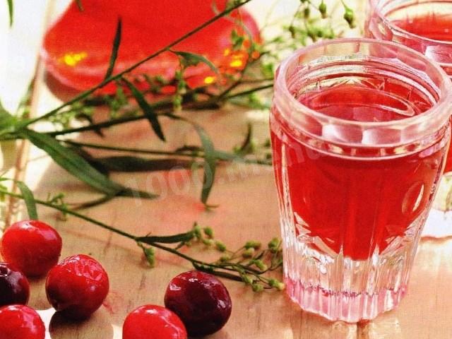 Lingonberry liqueur on vodka