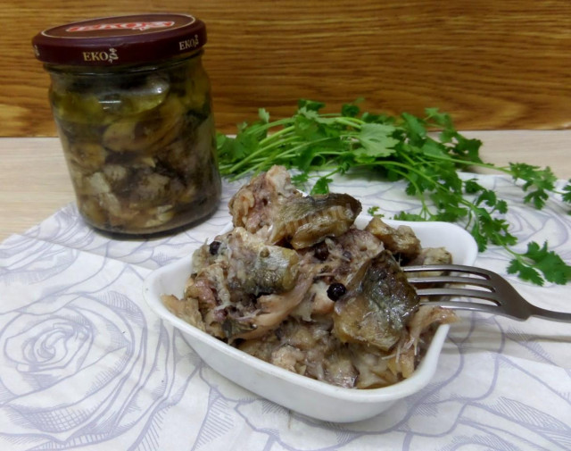 Homemade canned fish for winter