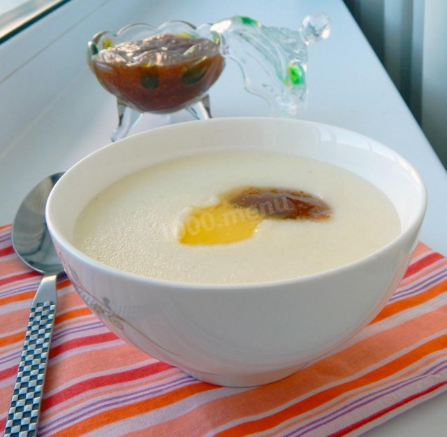 Porridge with powdered milk