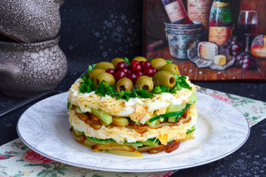 Salad with fried potatoes