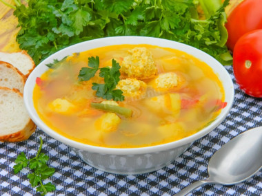 Vegetable soup with meatballs