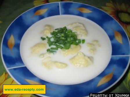 Milk soup with potato dumplings