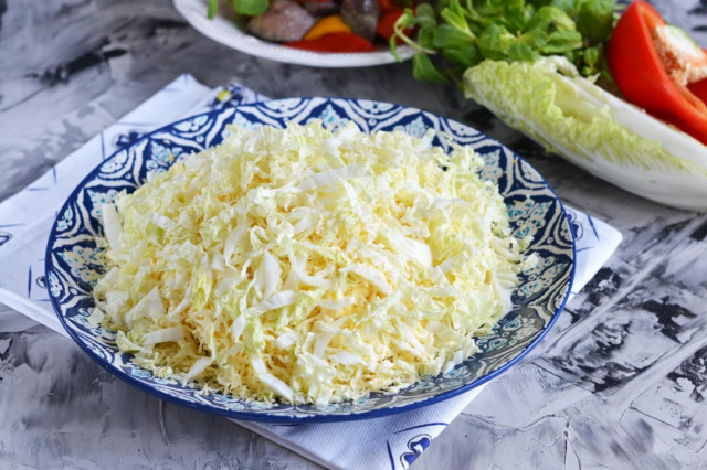 Swan down salad with Peking cabbage