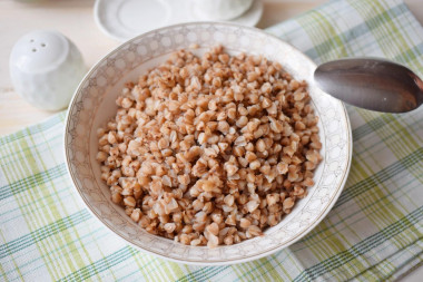 Buckwheat in a slow cooker pressure cooker