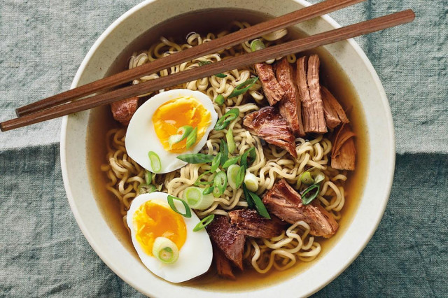 Beef soup with instant noodles