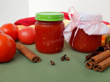 Red tomato jam for winter