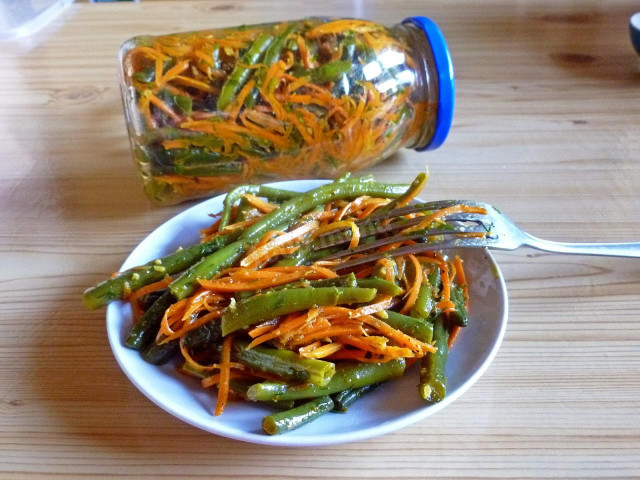Korean string bean salad with carrots and vinegar
