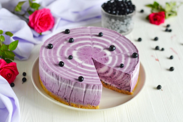 Blueberry cheesecake without baking with blueberries