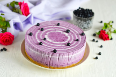 Blueberry cheesecake without baking with blueberries