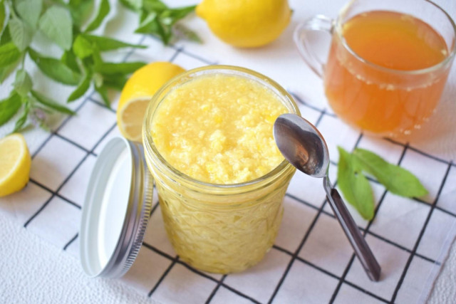 Ginger with lemon and honey for immunity and weight loss
