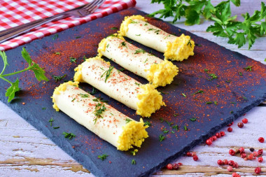 Processed cheese rolls