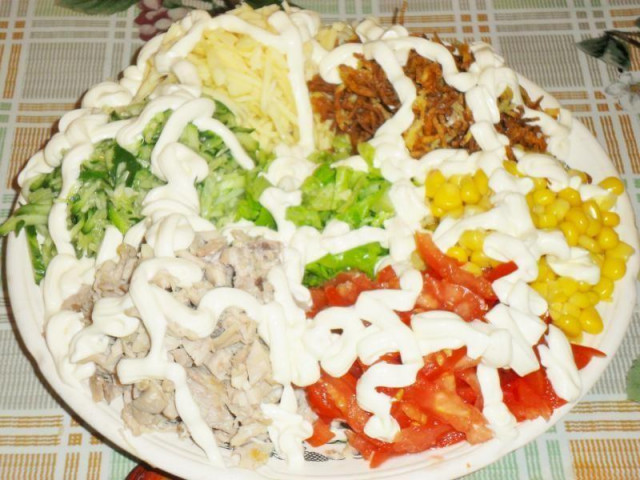 Royal salad with chicken and corn