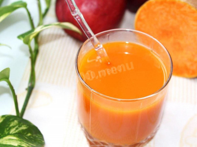 Pumpkin juice with pulp for winter